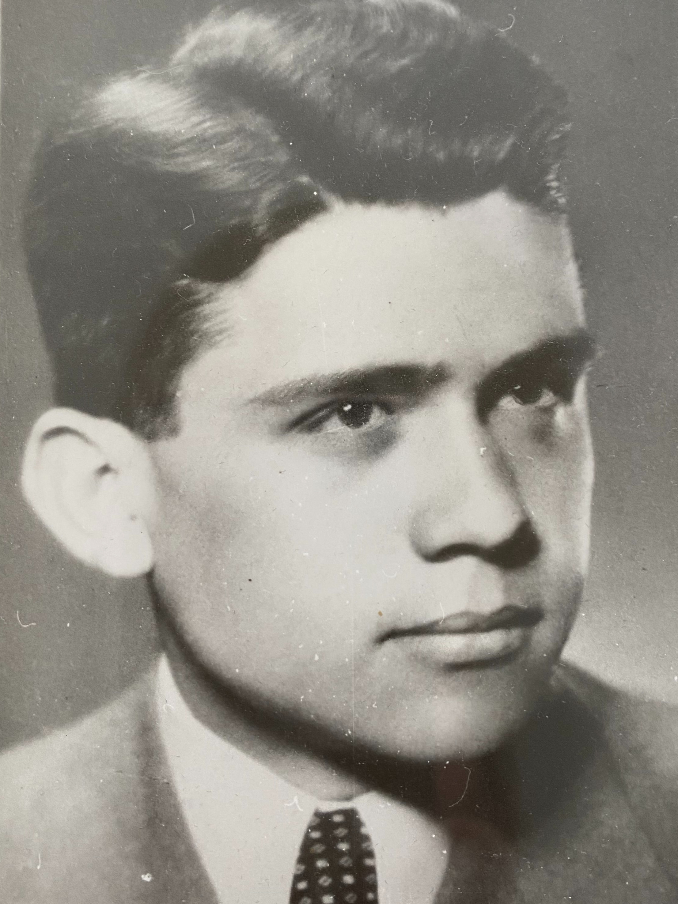 Viktor Marcu Viktor Marcu