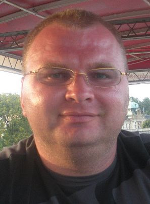 Олег Зуев