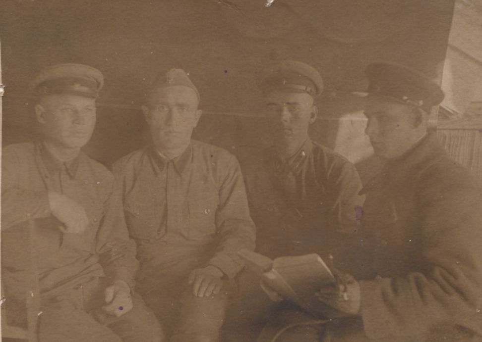 Память друзей Р.К.К.А. Красноводск, санчасть 19.02.1942 Пётр Пилюшин