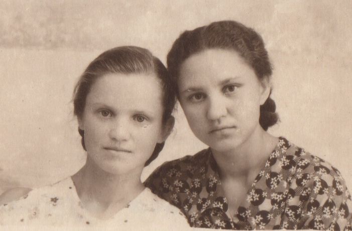Галина и Раиса 25.06.1956 Unassociated photos