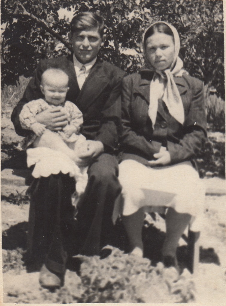 Album_Maria 38 Unassociated photos