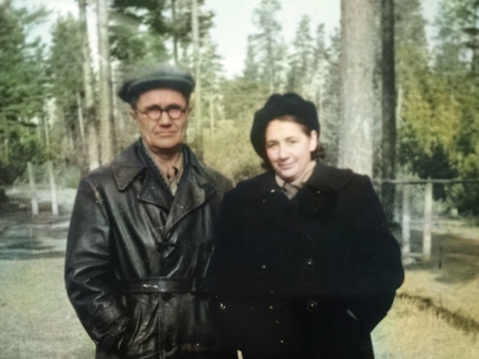 1964 ЕМ и ВО _круп.jpg Валентина Осиповна Ковалева