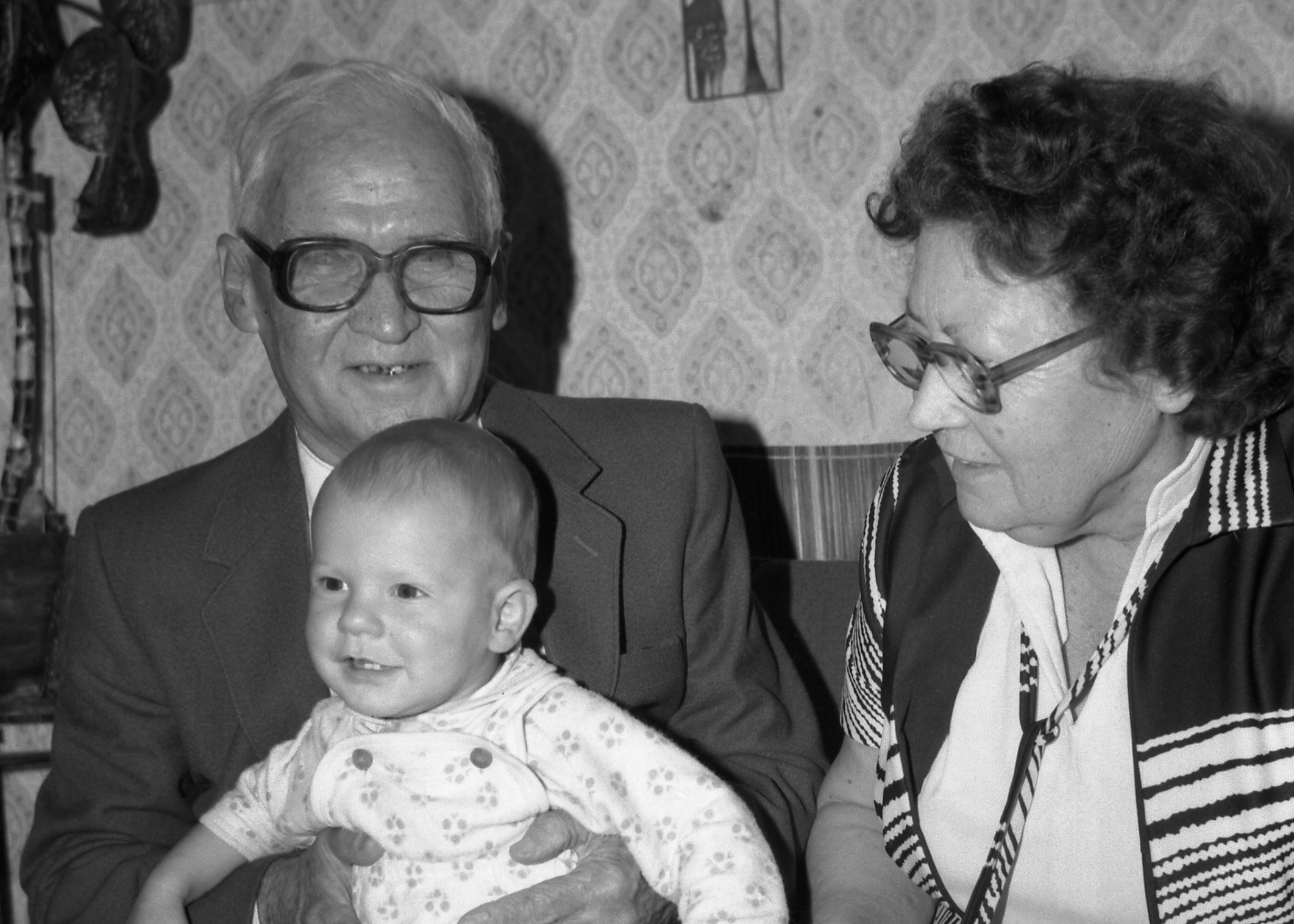 1986_08 Вова-10мес 2.jpg Вера Александровна Сорокина