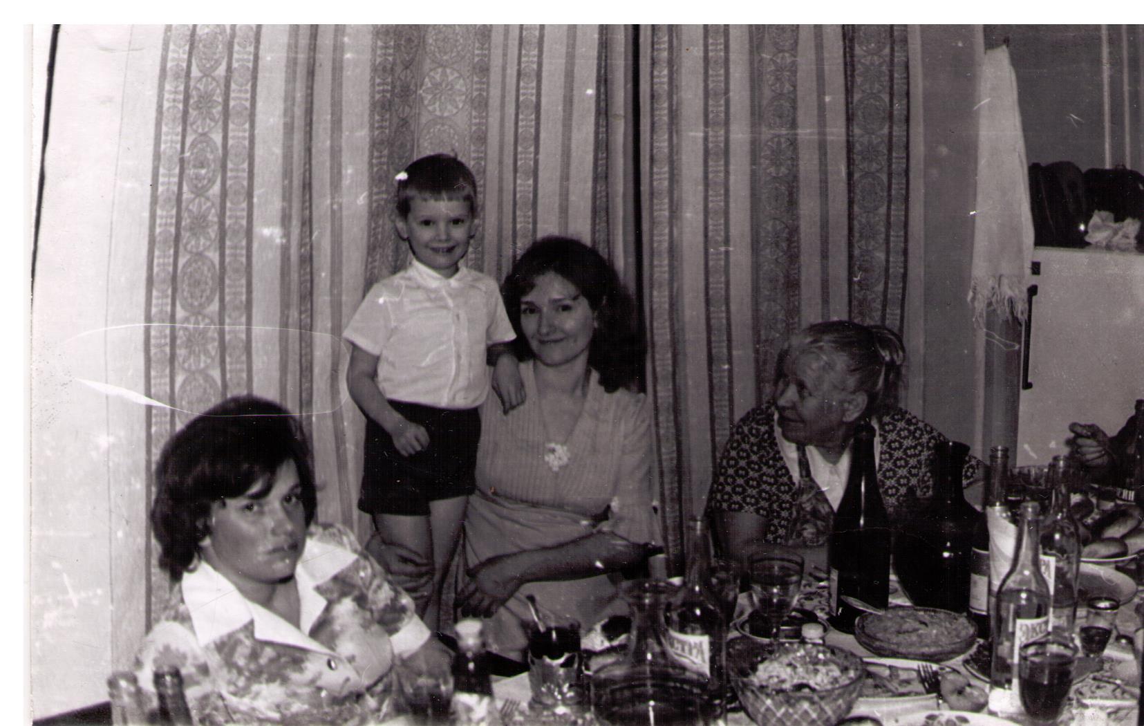 001 Анна Лобанова
