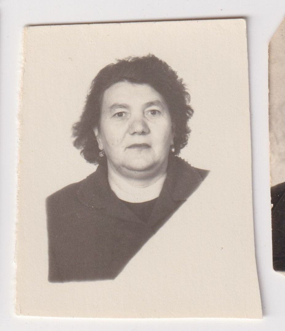 Анна Куташкина