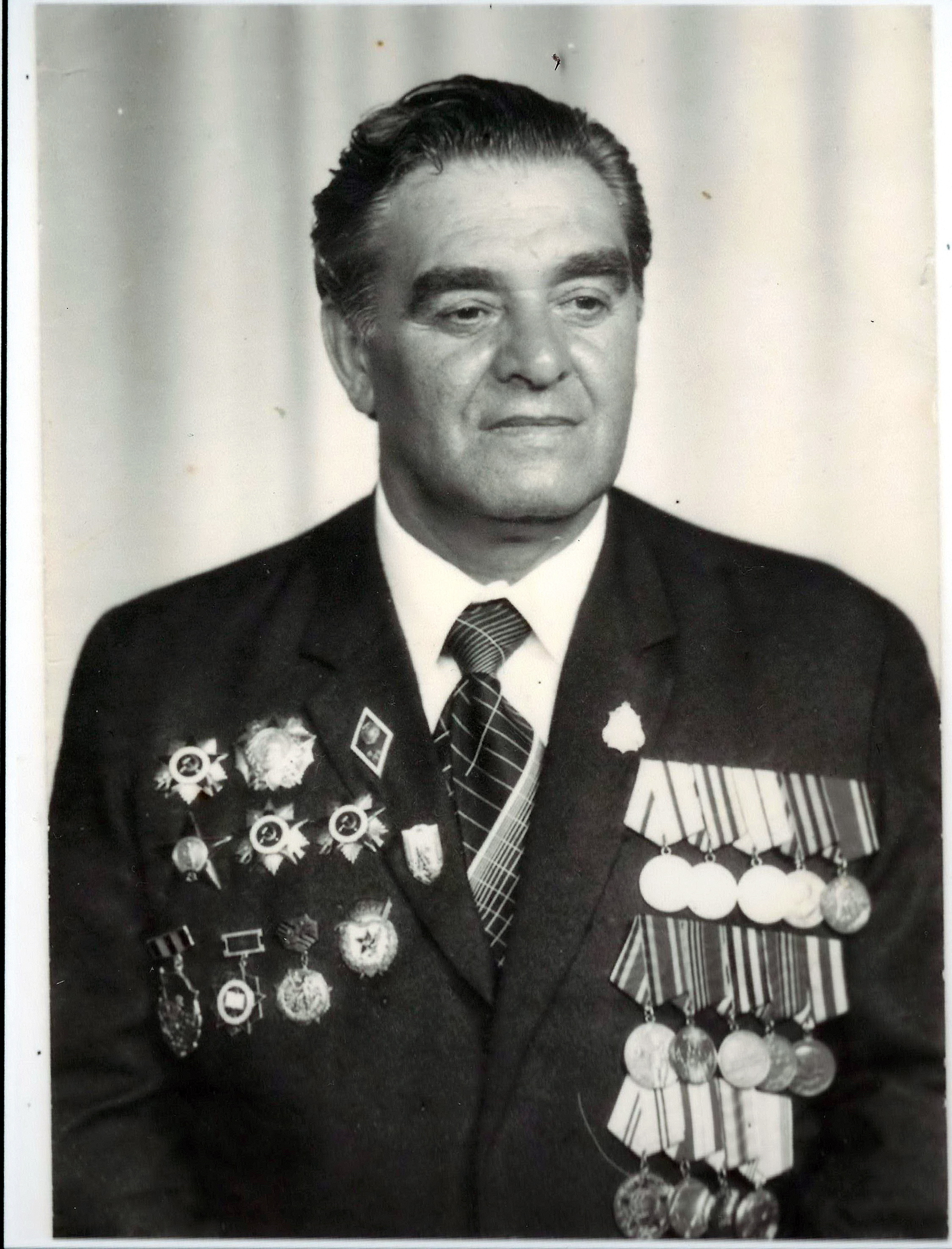 Роман Михайлович Айзенбанд