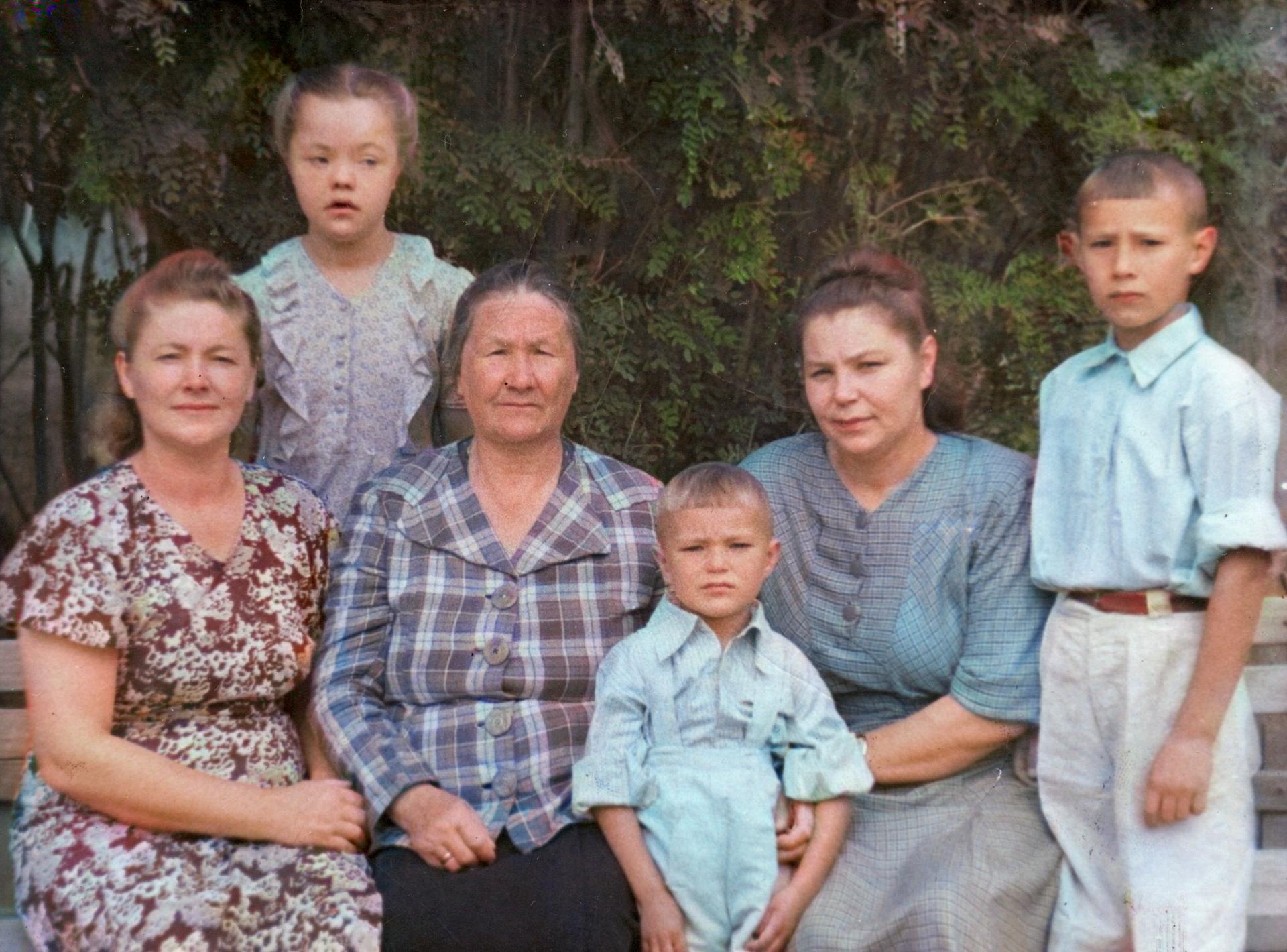 WBoJk_please_creditpalette.fm Евгения Дмитриевна Алексеева