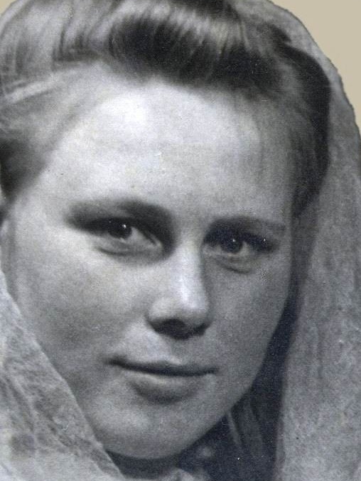 Анна Петрова