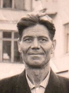 Александр Савенко