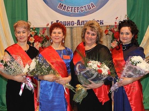Елена Матакова - ПОБЕДИТЕЛЬ В НОМИНАЦИИ "ВОСПИТАТЕЛЬ ГОДА" Елена Михайловна Полякова