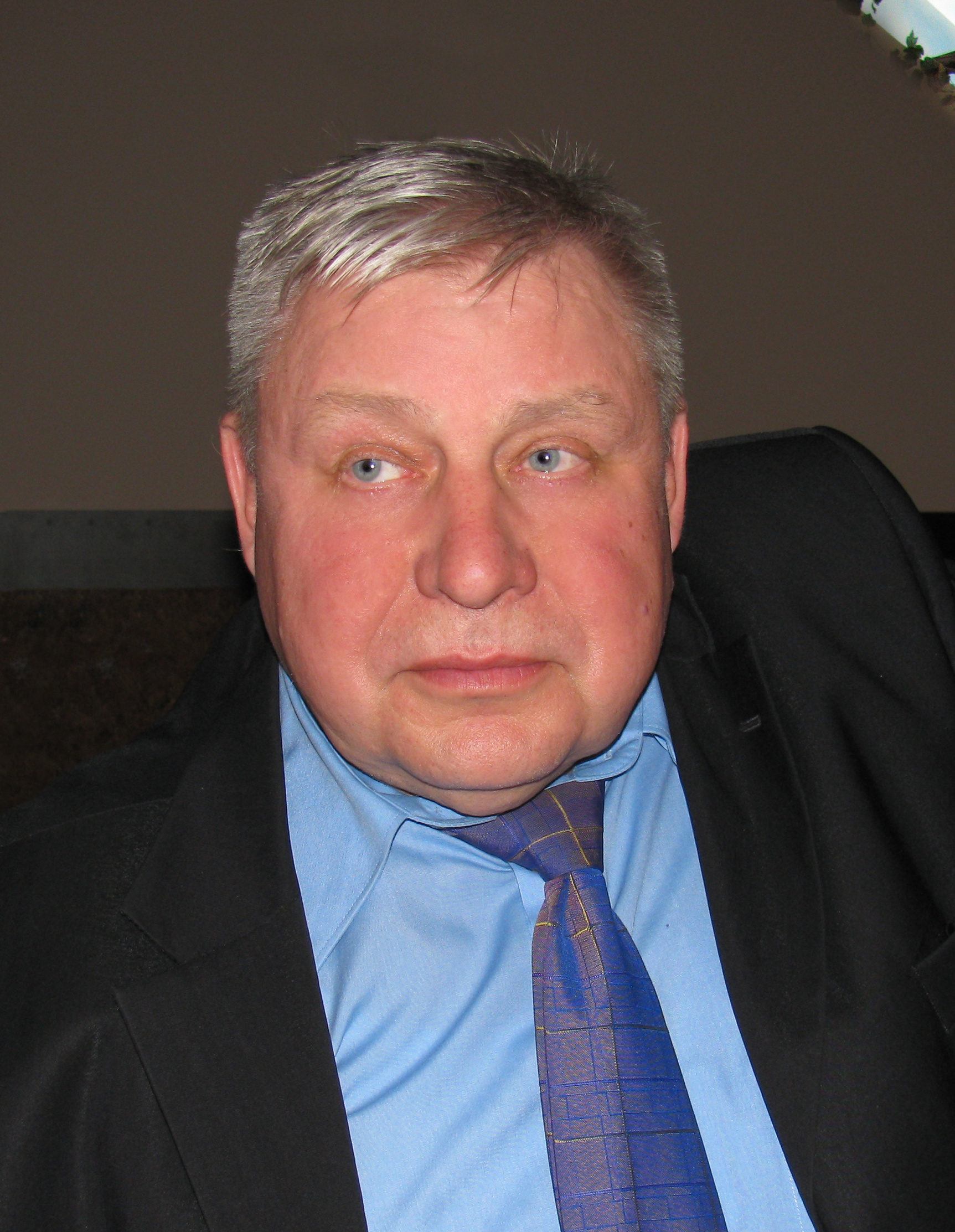 Юрий Солнцев