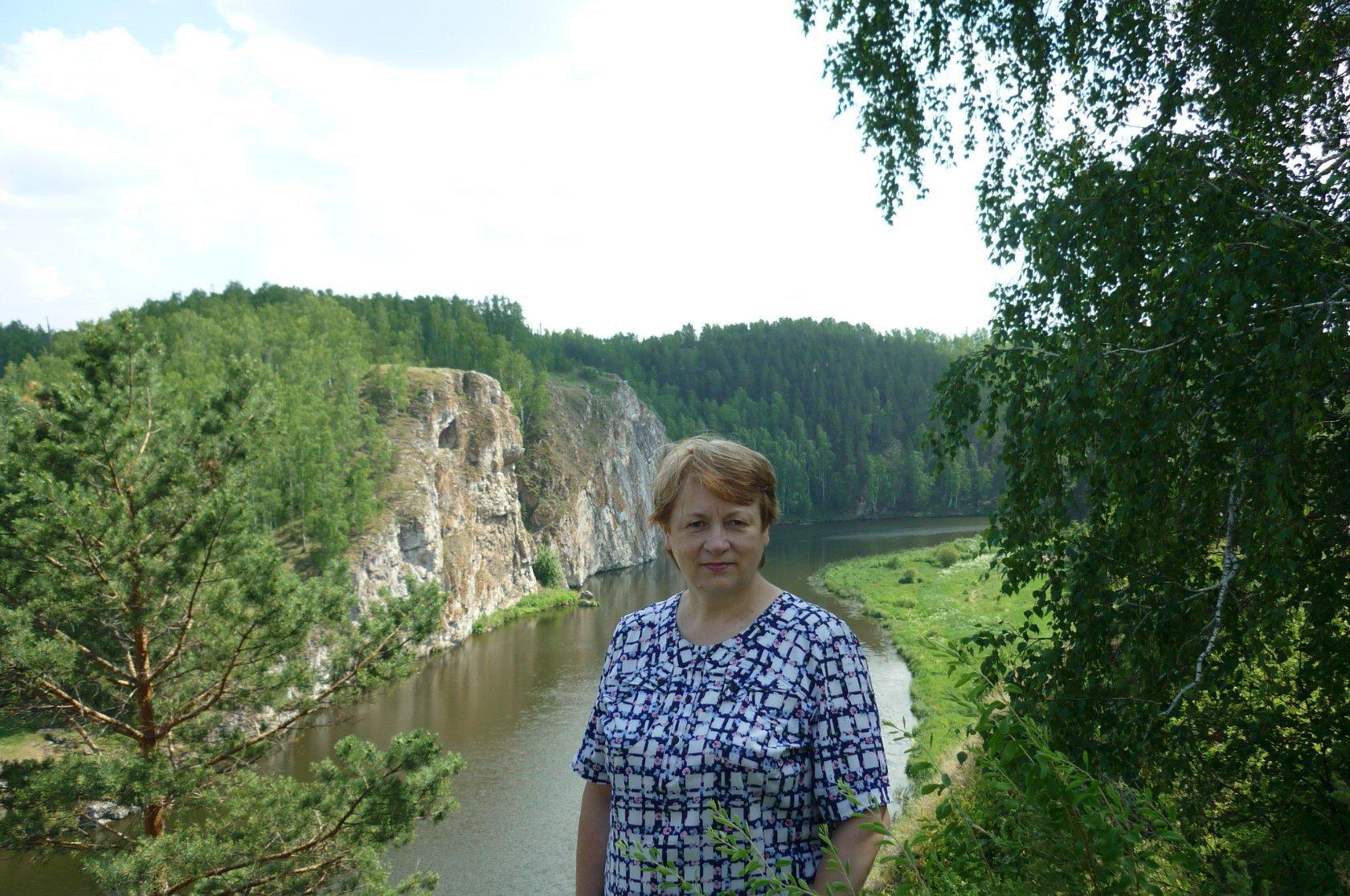 i (8) Елена Иванова