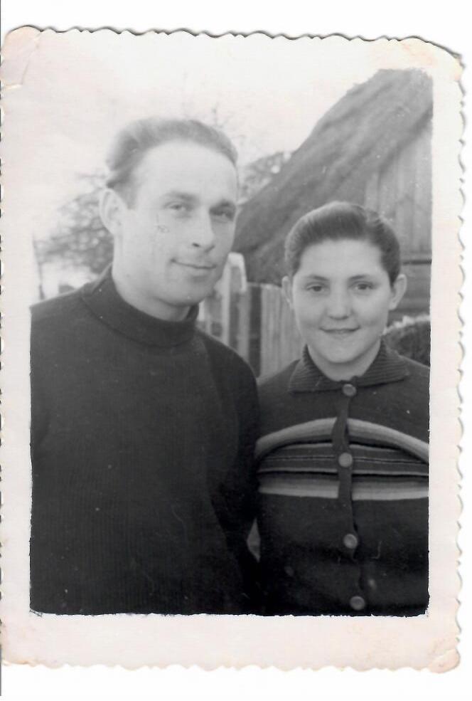 Павловна Дударь(груша) и муж Петр Алексей Герасименя