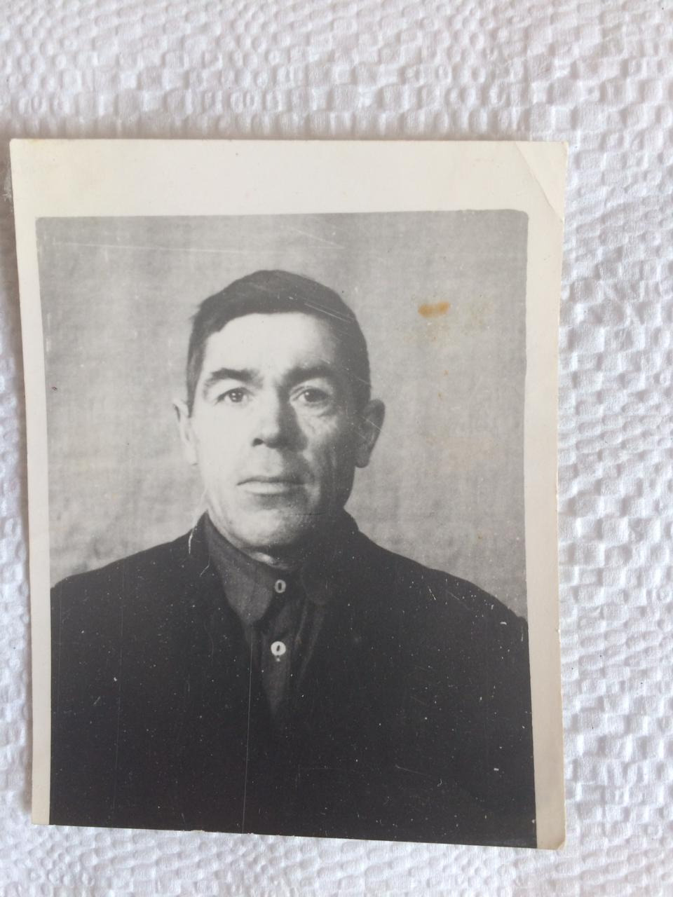 Виктор Леонтьев