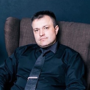 Роман Захаров Роман Захаров
