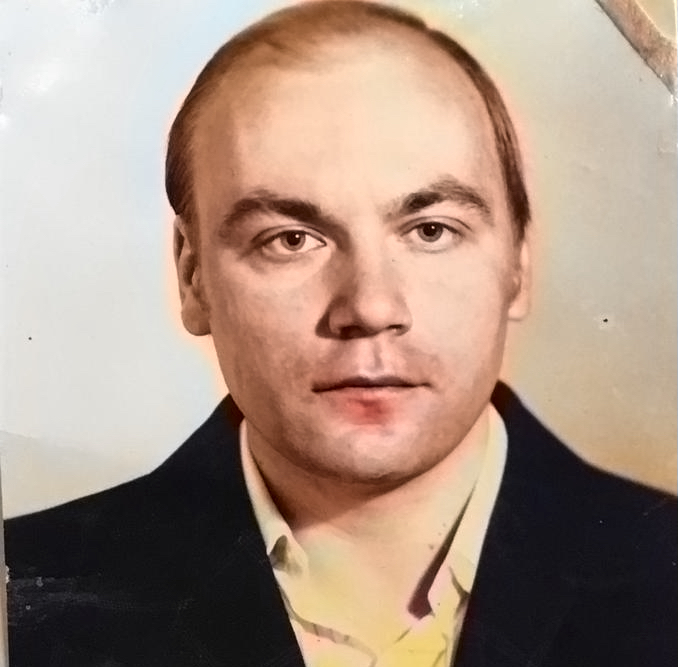 250058442 Виктор Стефаненков