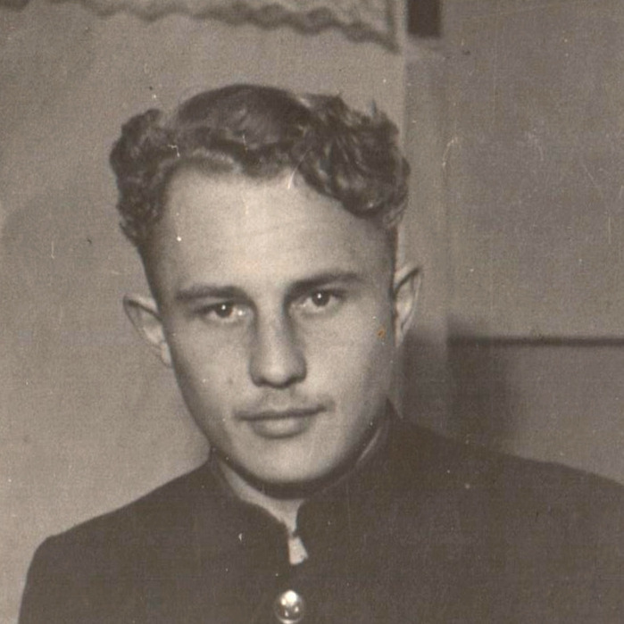 Лев Надирадзе